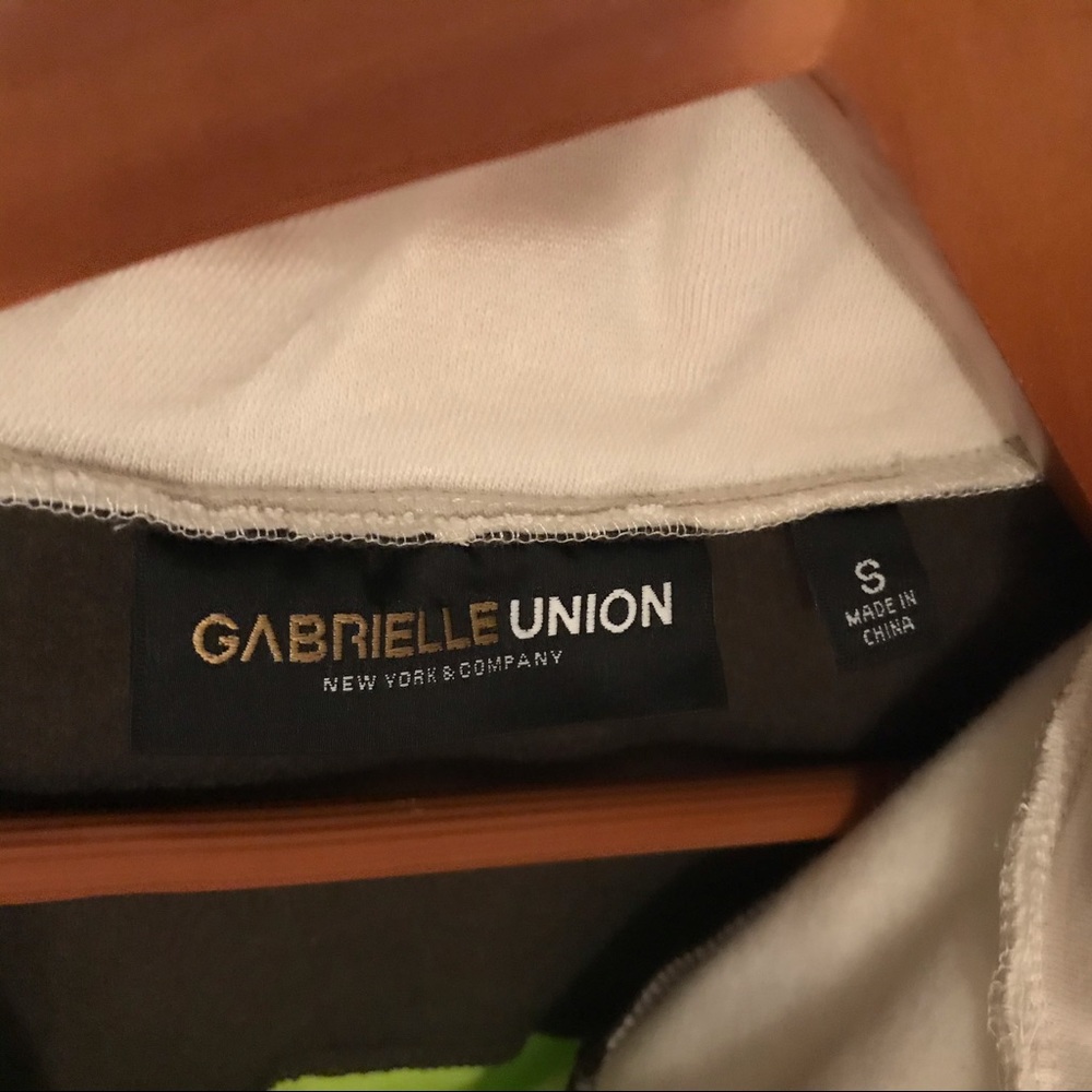Gabrielle Union Collection half zip pullover - Picture 7 of 12